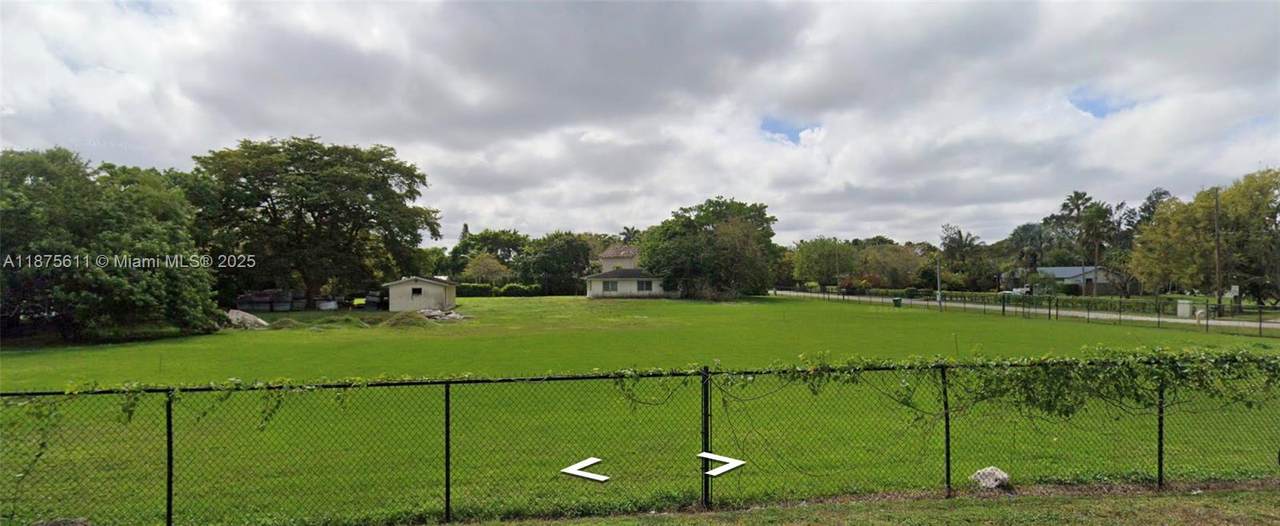 4650 126th Ave - Photo 1