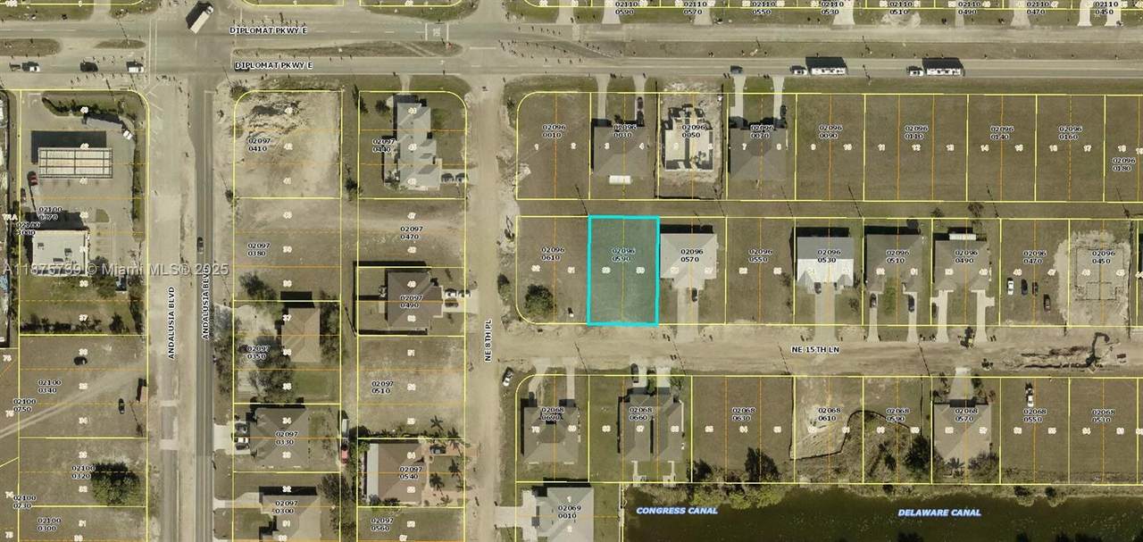 825 15th Ln - Photo 1