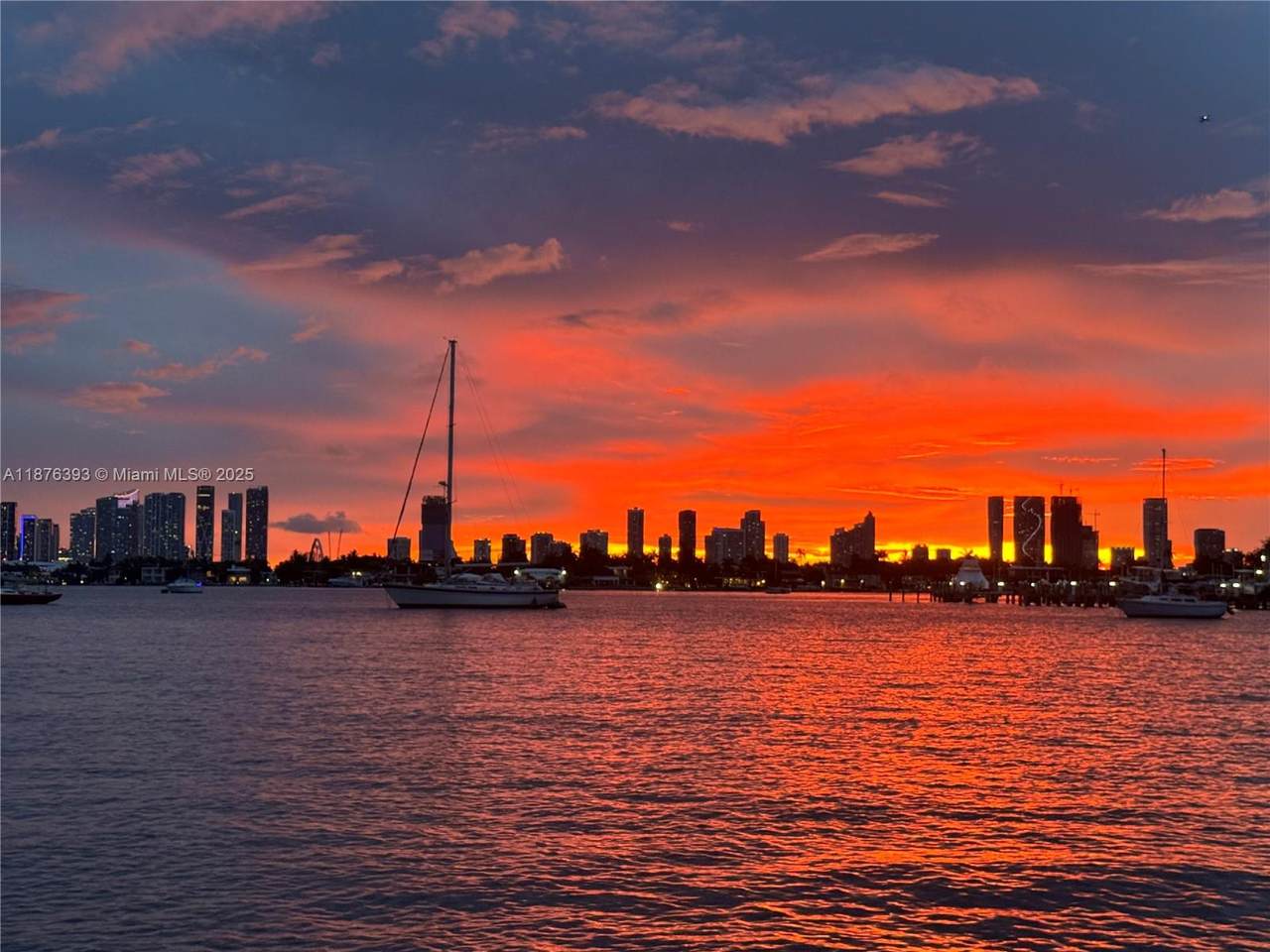 https://bt-photos.global.ssl.fastly.net/miami/1280_boomver_1_A11876393-2.jpg