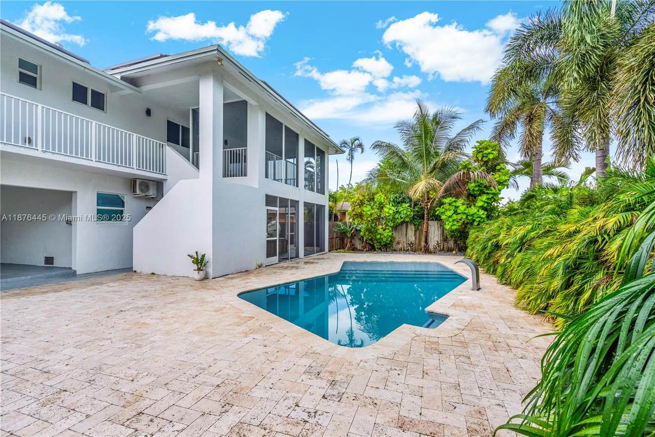 https://bt-photos.global.ssl.fastly.net/miami/1280_boomver_1_A11876445-2.jpg