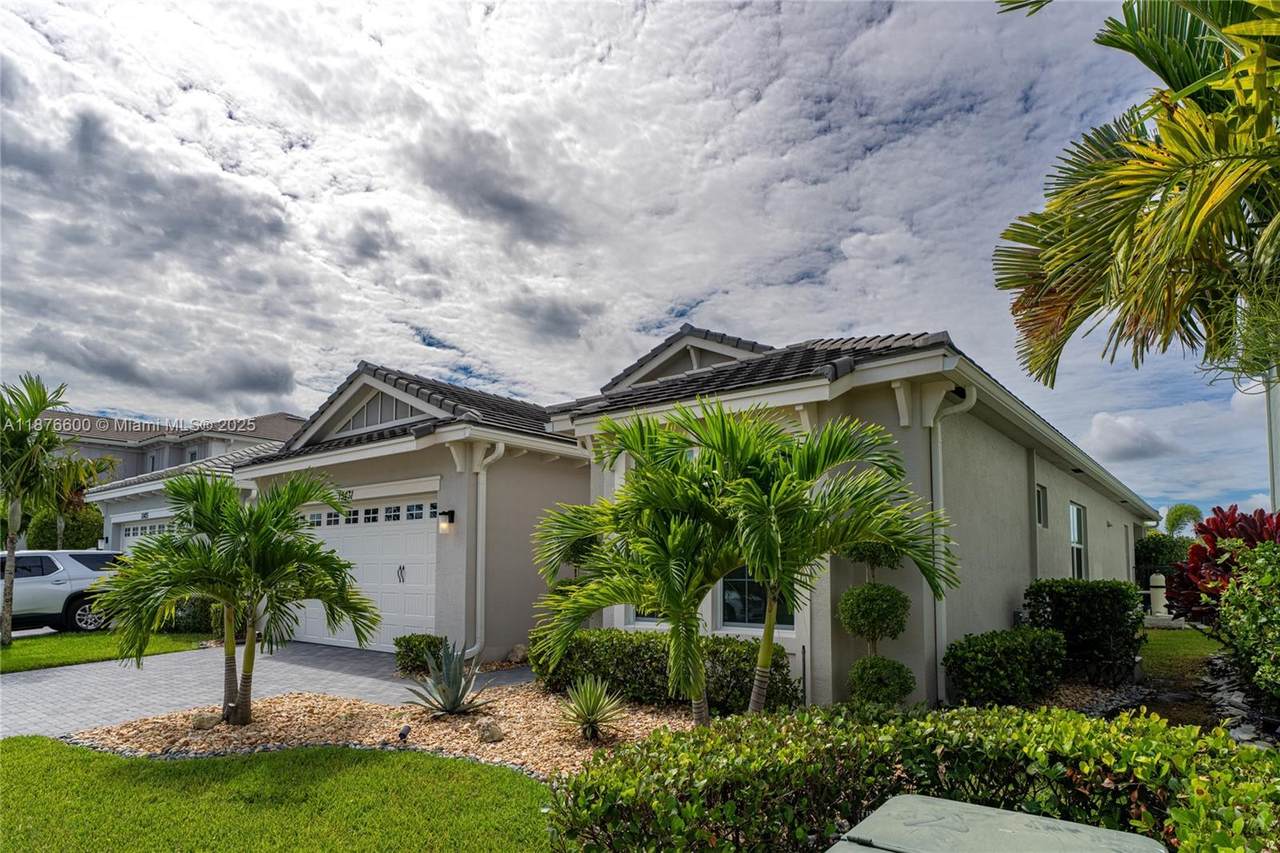 https://bt-photos.global.ssl.fastly.net/miami/1280_boomver_1_A11876600-2.jpg