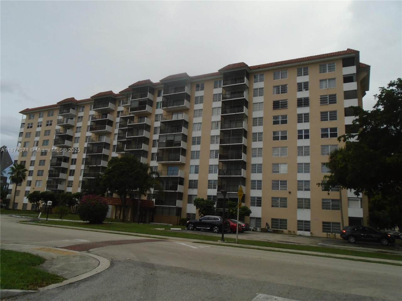 https://bt-photos.global.ssl.fastly.net/miami/1280_boomver_1_A11877071-2.jpg