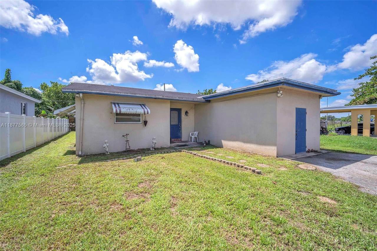 6330 Madison St - Photo 1