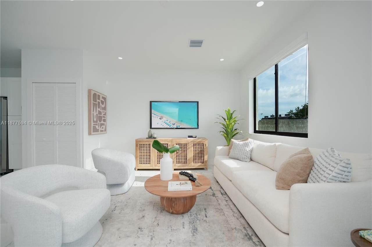 https://bt-photos.global.ssl.fastly.net/miami/1280_boomver_1_A11877594-2.jpg