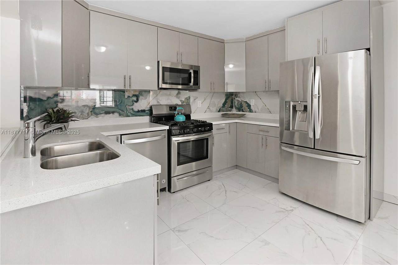 1510 Hayes St - Photo 1