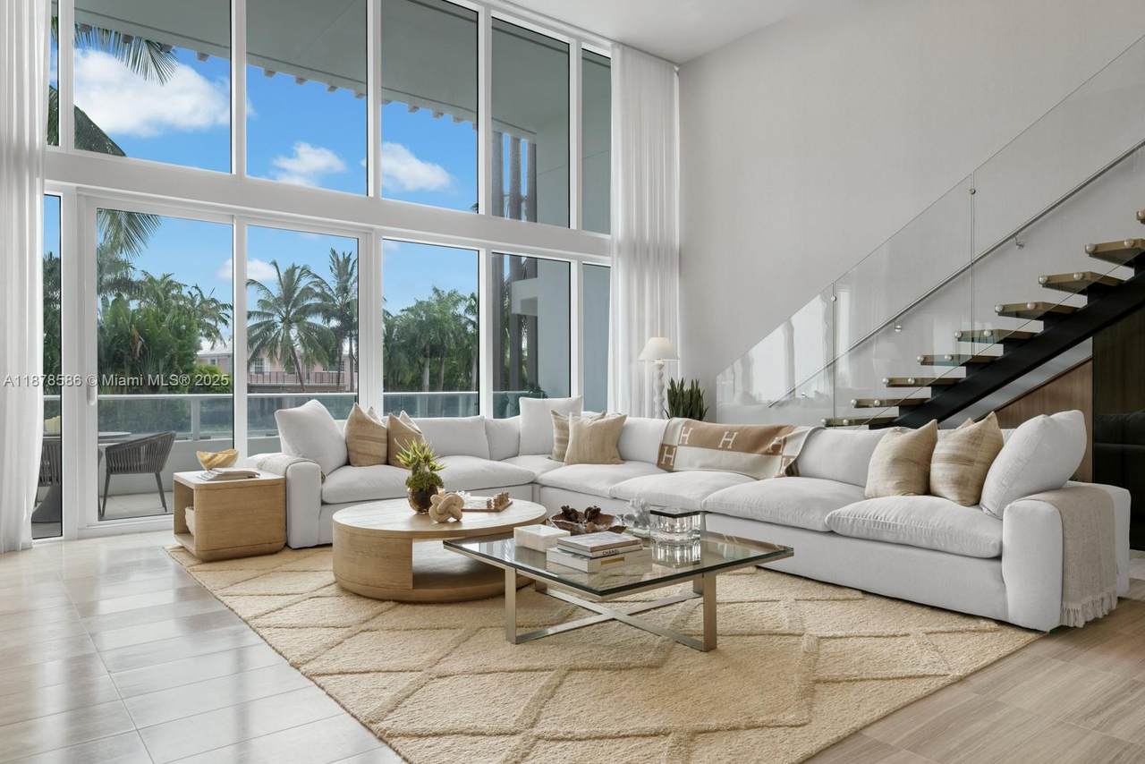 https://bt-photos.global.ssl.fastly.net/miami/1280_boomver_1_A11878586-2.jpg