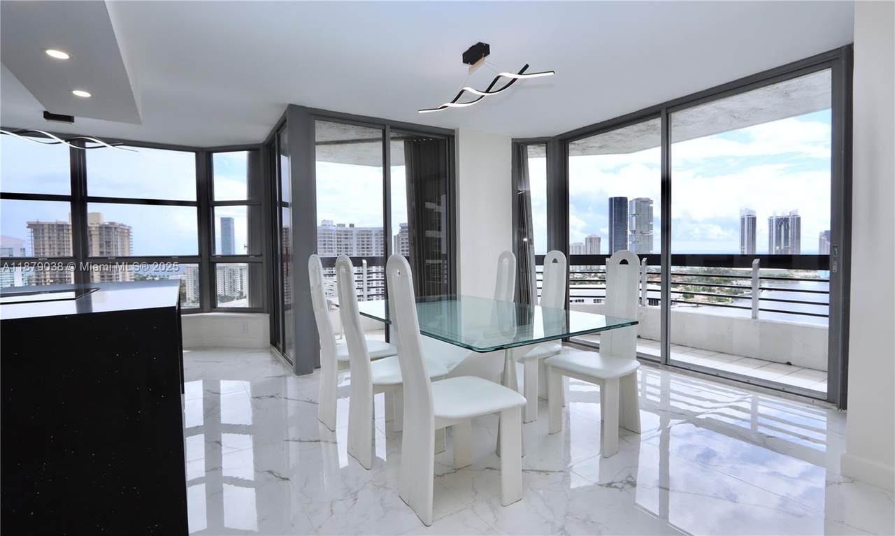 https://bt-photos.global.ssl.fastly.net/miami/1280_boomver_1_A11879038-2.jpg