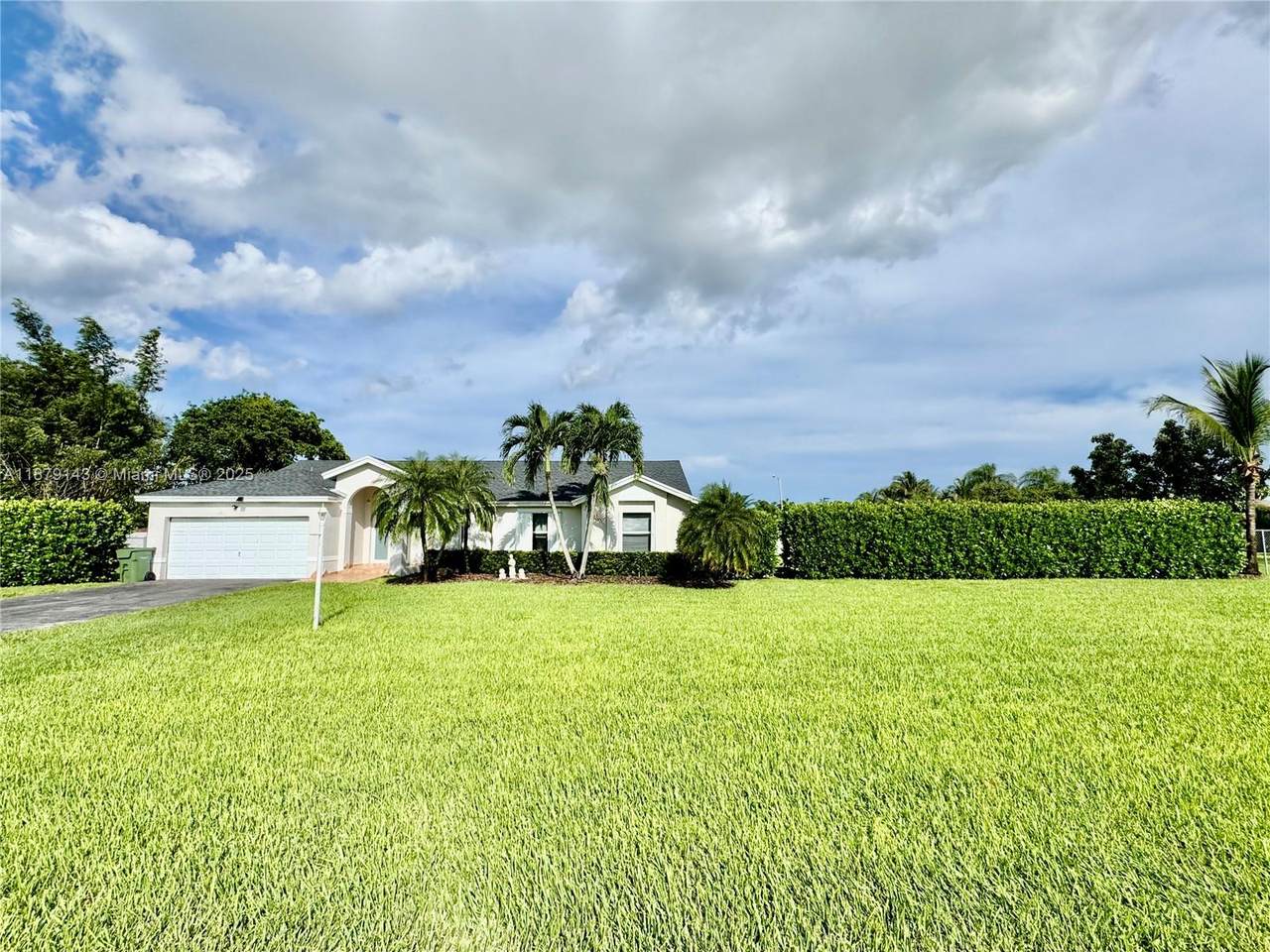 https://bt-photos.global.ssl.fastly.net/miami/1280_boomver_1_A11879143-2.jpg