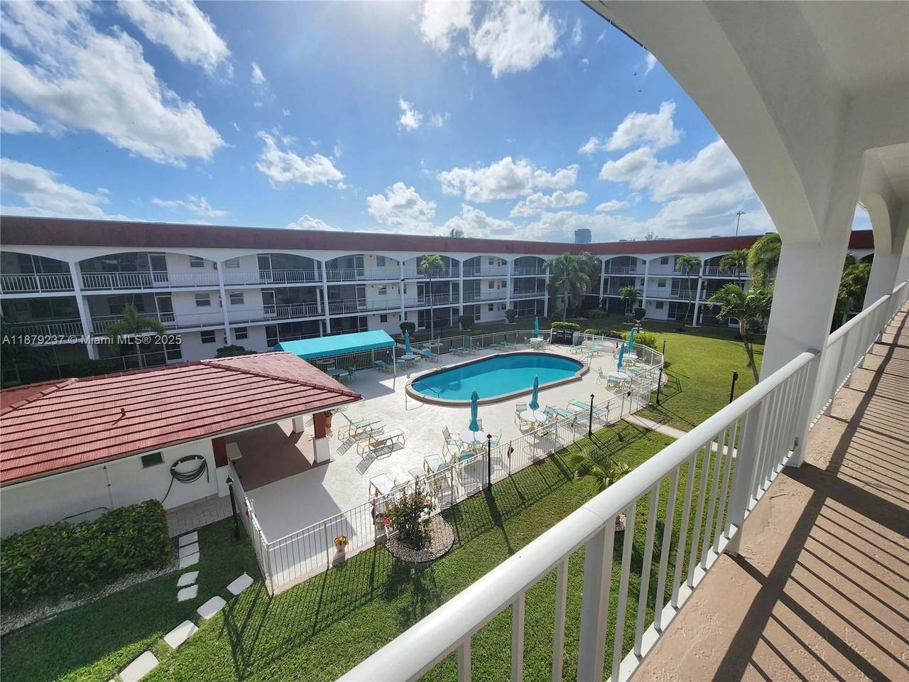 580 Egret Dr - Photo 1