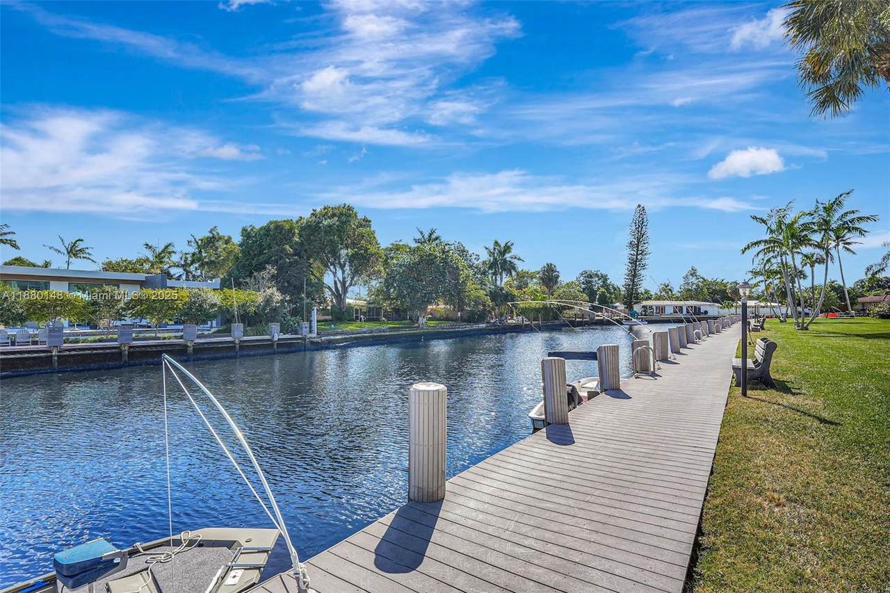 2970 16th Ave - Photo 1