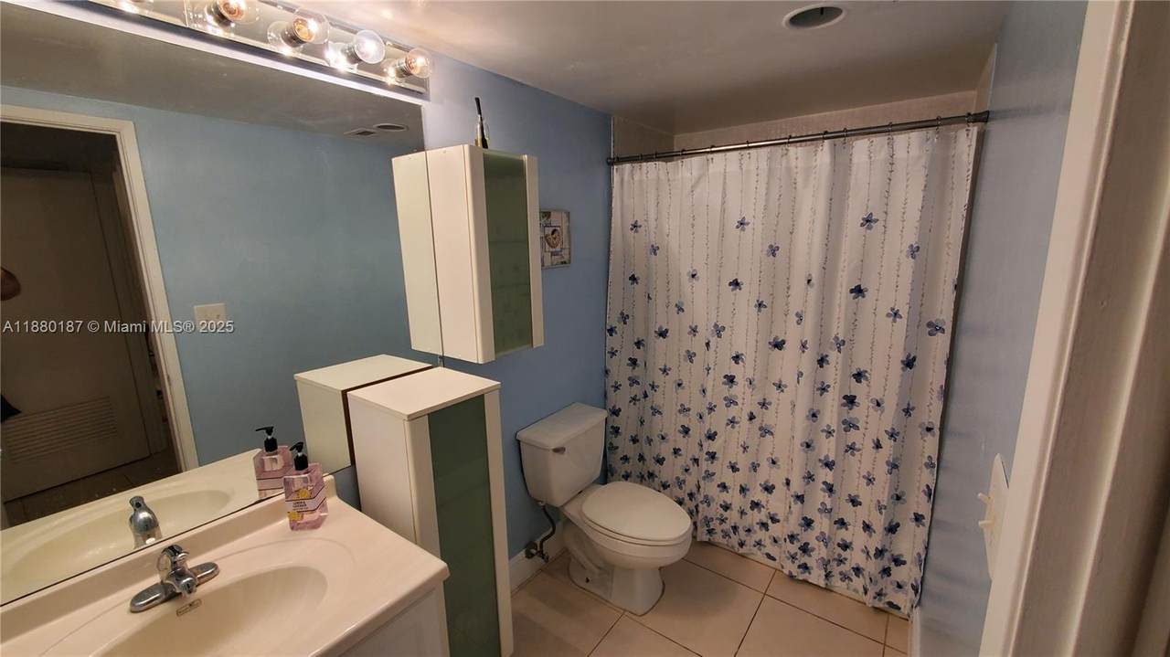 https://bt-photos.global.ssl.fastly.net/miami/1280_boomver_1_A11880187-2.jpg