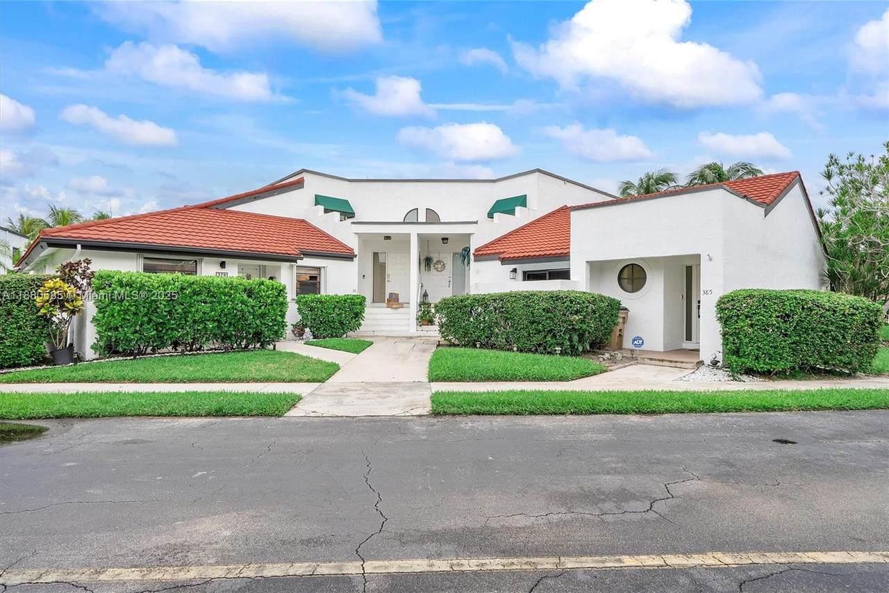 385 36th Ave - Photo 1