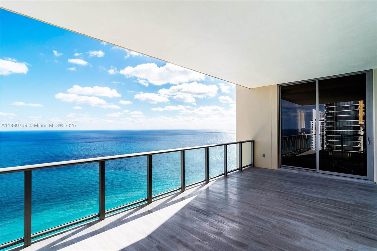 https://bt-photos.global.ssl.fastly.net/miami/1280_boomver_1_A11880739-2.jpg