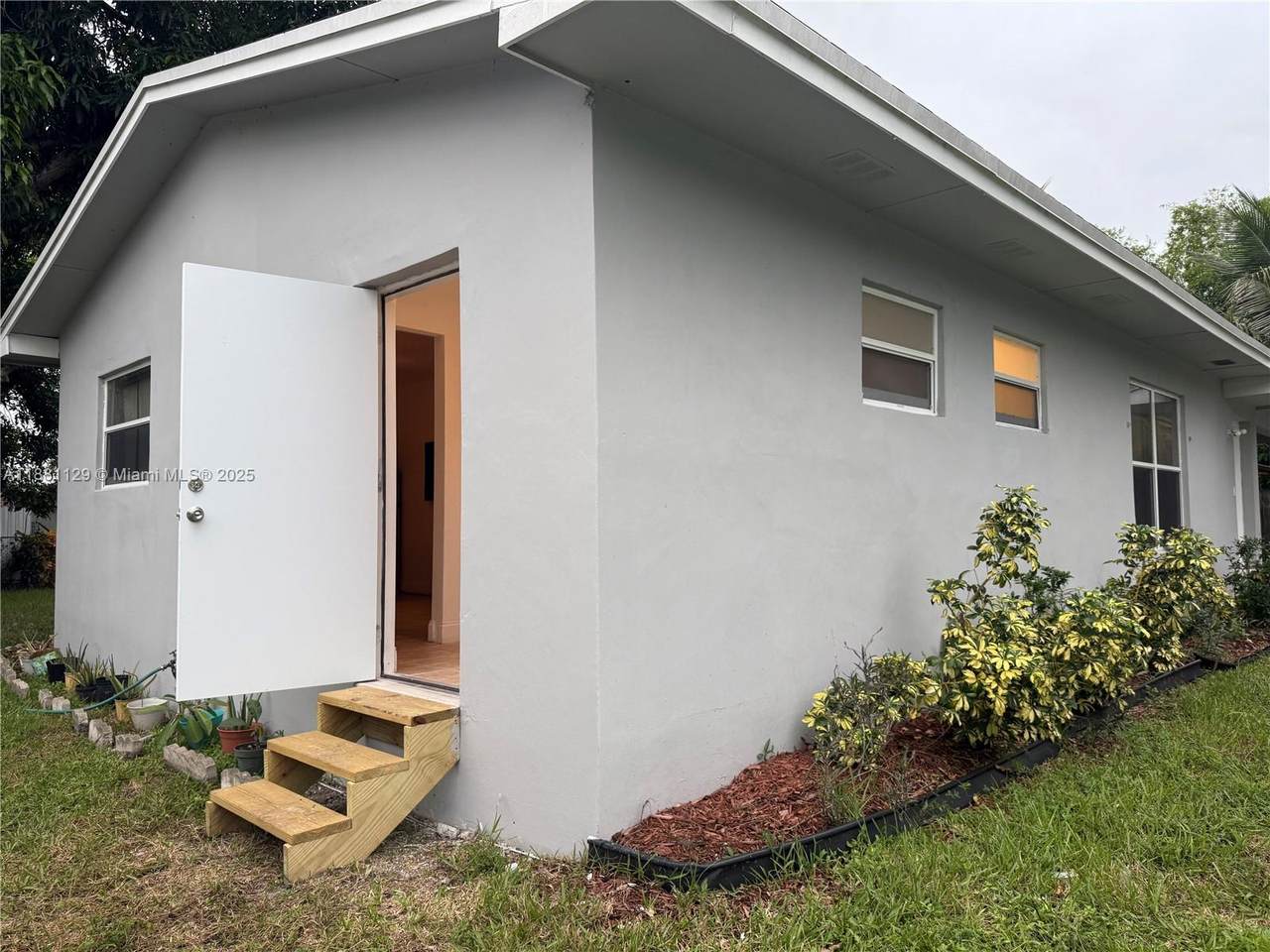 2452 Madison St - Photo 1