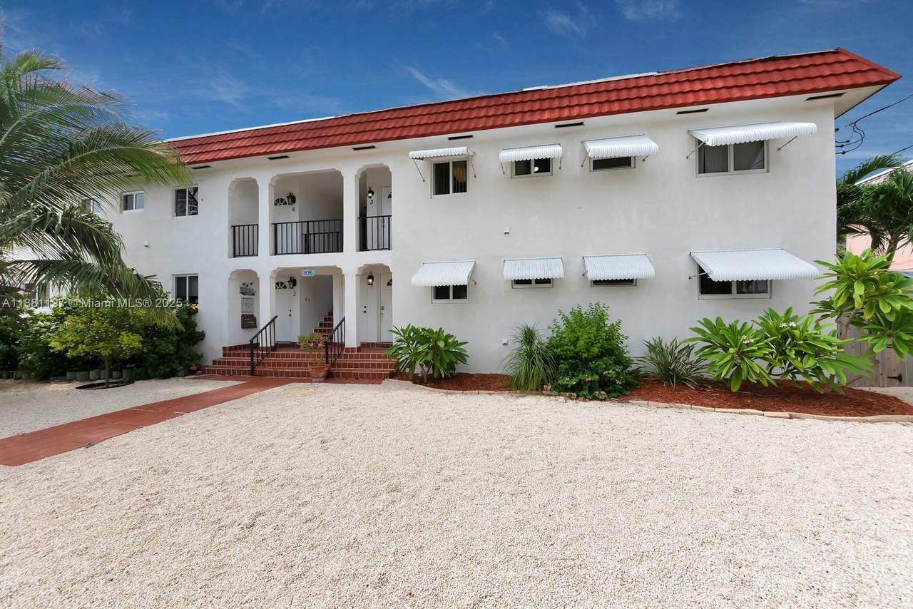 308 Sombrero Beach Rd - Photo 1