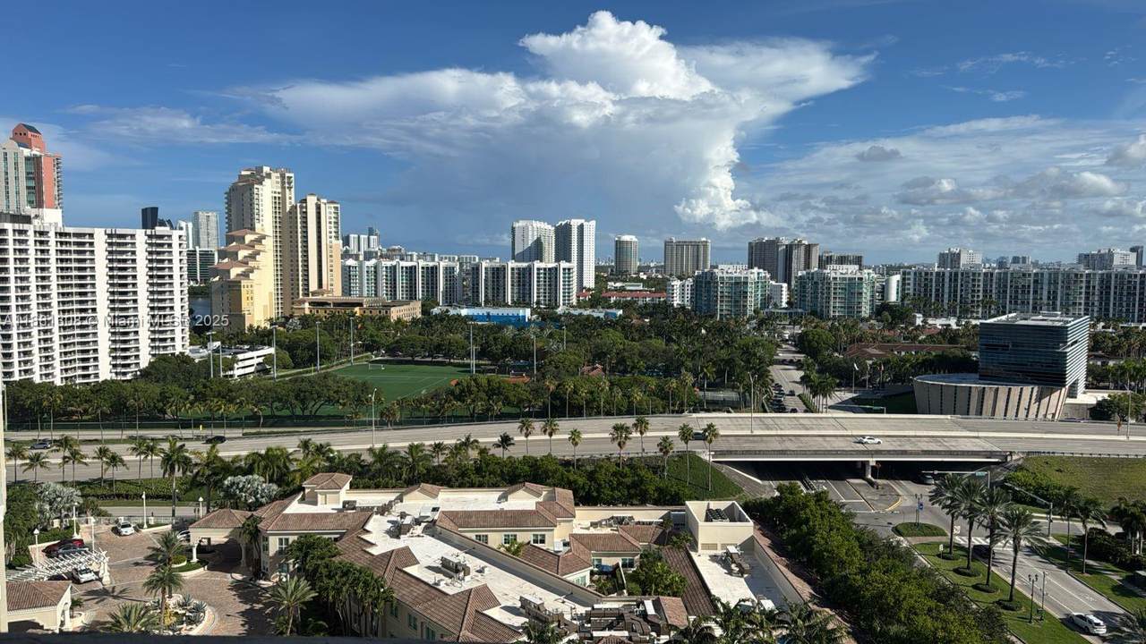 https://bt-photos.global.ssl.fastly.net/miami/1280_boomver_1_A11881308-2.jpg
