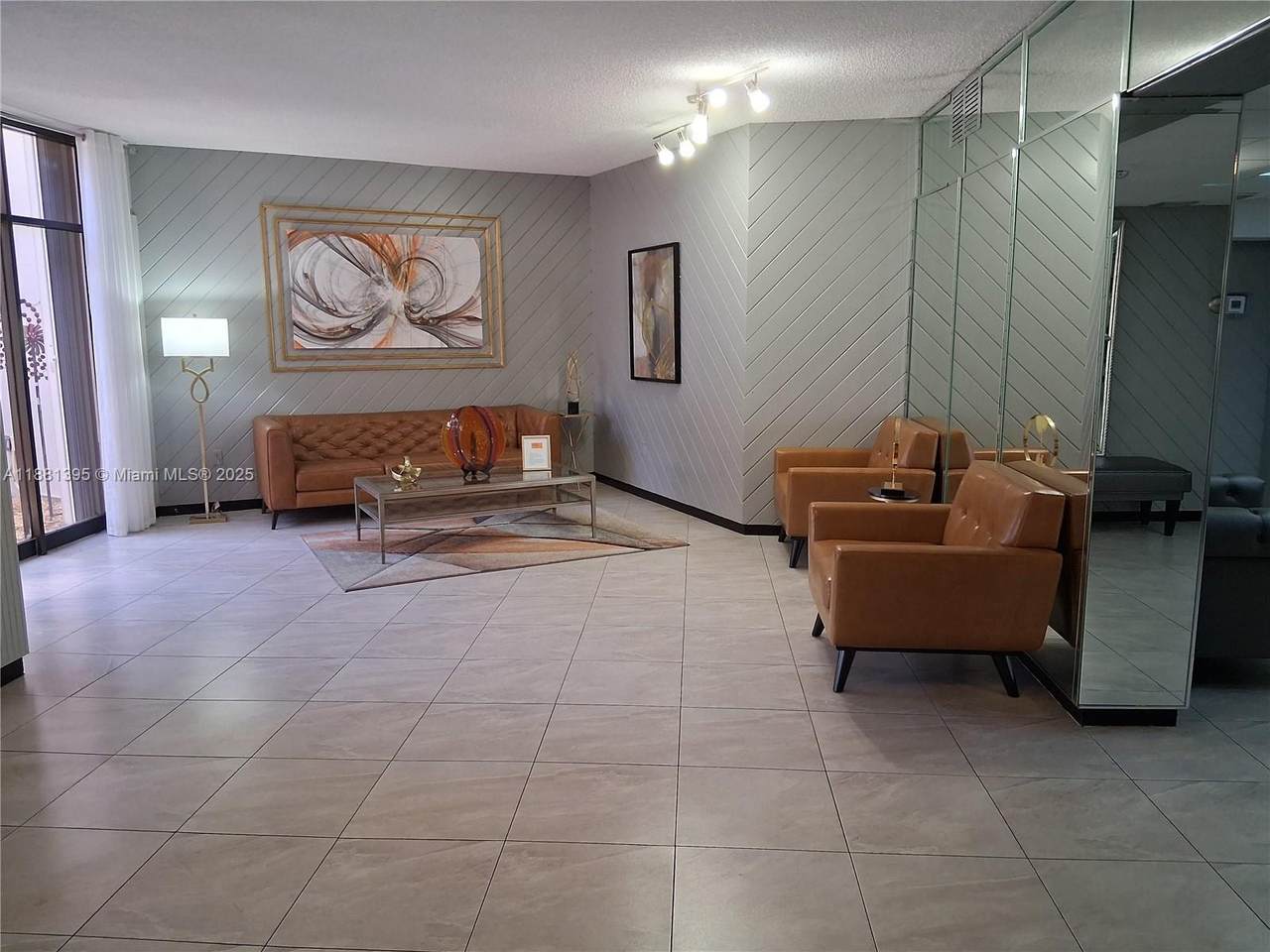 https://bt-photos.global.ssl.fastly.net/miami/1280_boomver_1_A11881395-2.jpg
