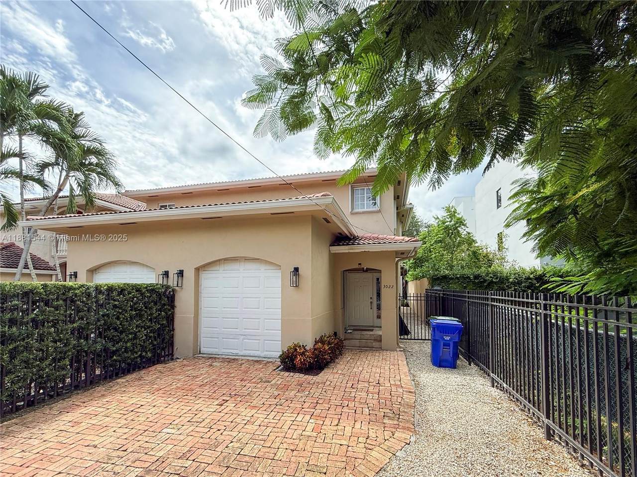 3022 Indiana St - Photo 1