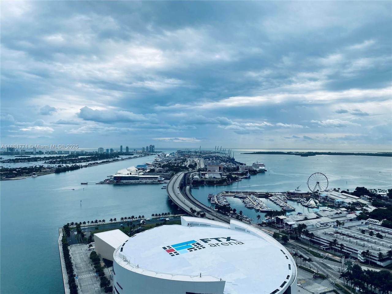 888 Biscayne Blvd - Photo 1