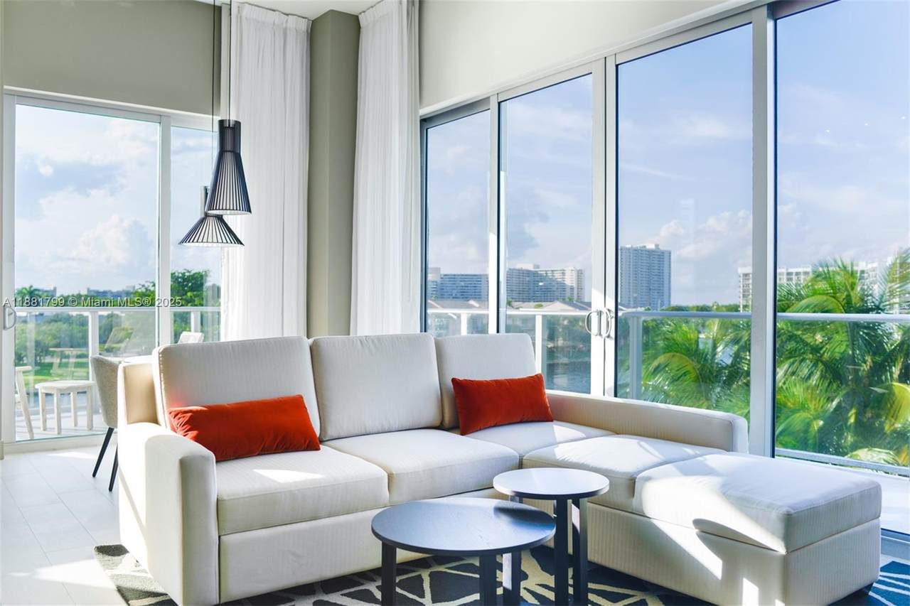 https://bt-photos.global.ssl.fastly.net/miami/1280_boomver_1_A11881799-2.jpg