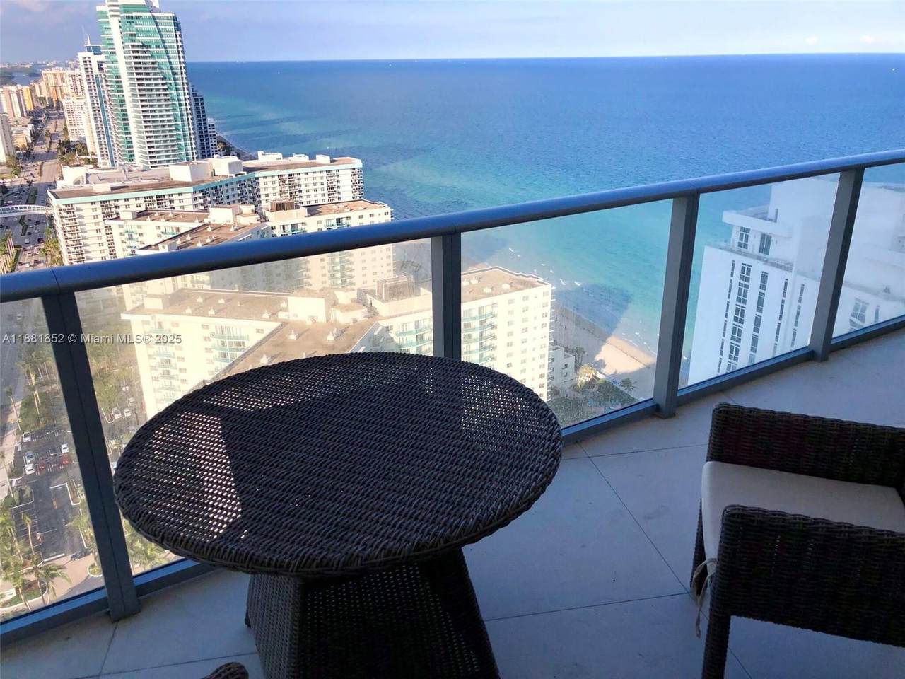 https://bt-photos.global.ssl.fastly.net/miami/1280_boomver_1_A11881852-2.jpg