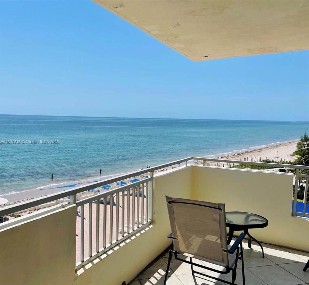 3180 Ocean Dr - Photo 1