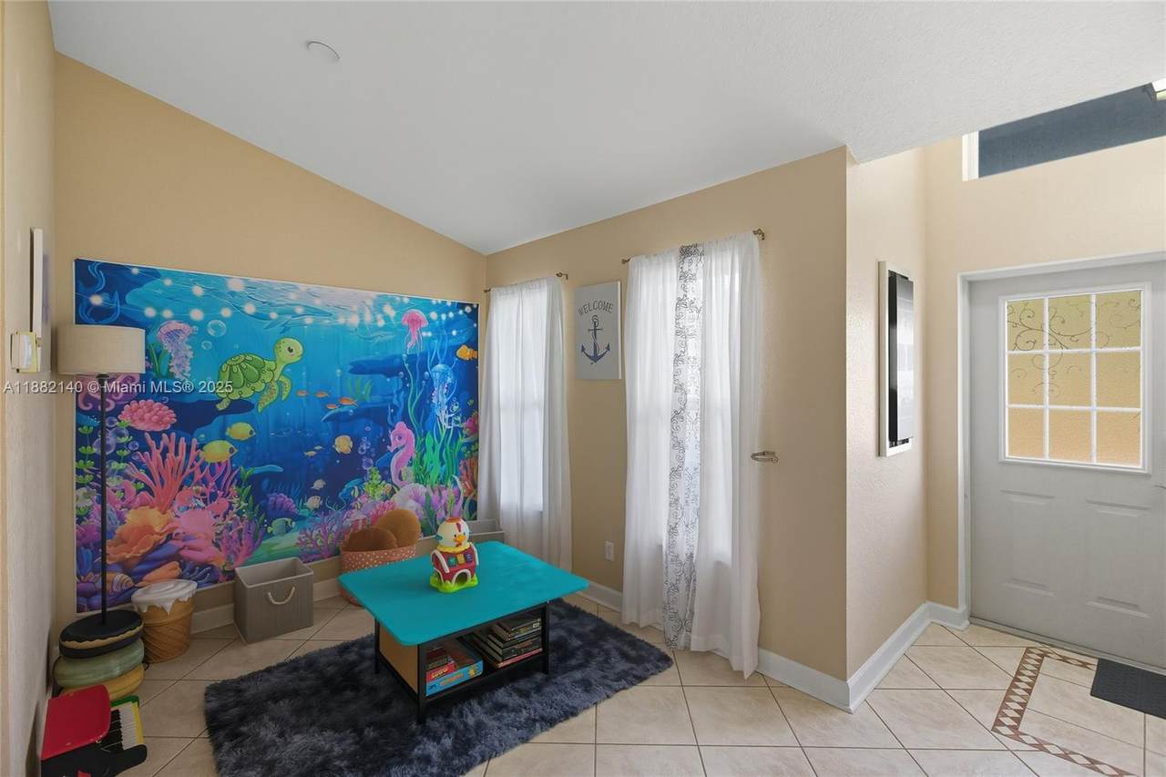 https://bt-photos.global.ssl.fastly.net/miami/1280_boomver_1_A11882140-2.jpg