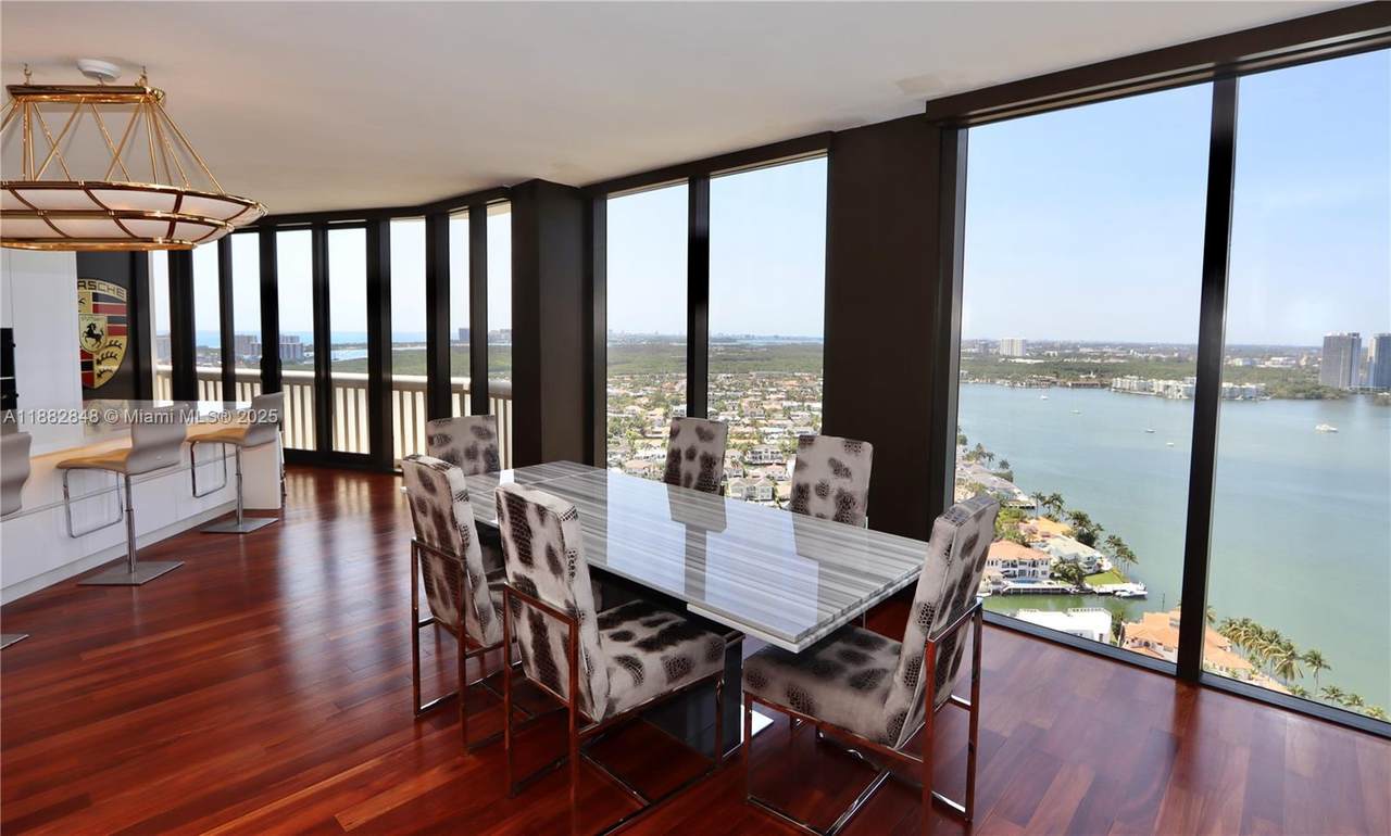 1000 Island Blvd - Photo 1