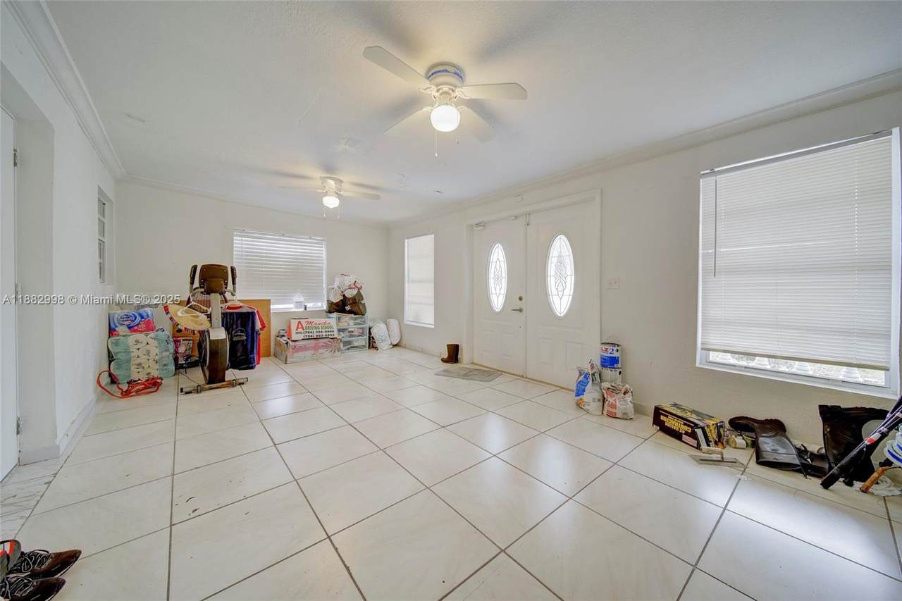 https://bt-photos.global.ssl.fastly.net/miami/1280_boomver_1_A11882998-2.jpg