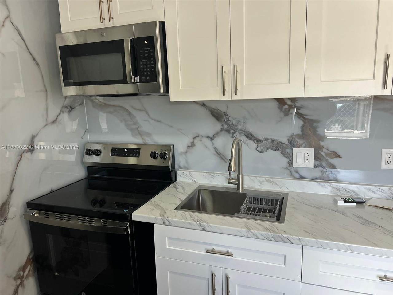 2674 1st Ave - Photo 1