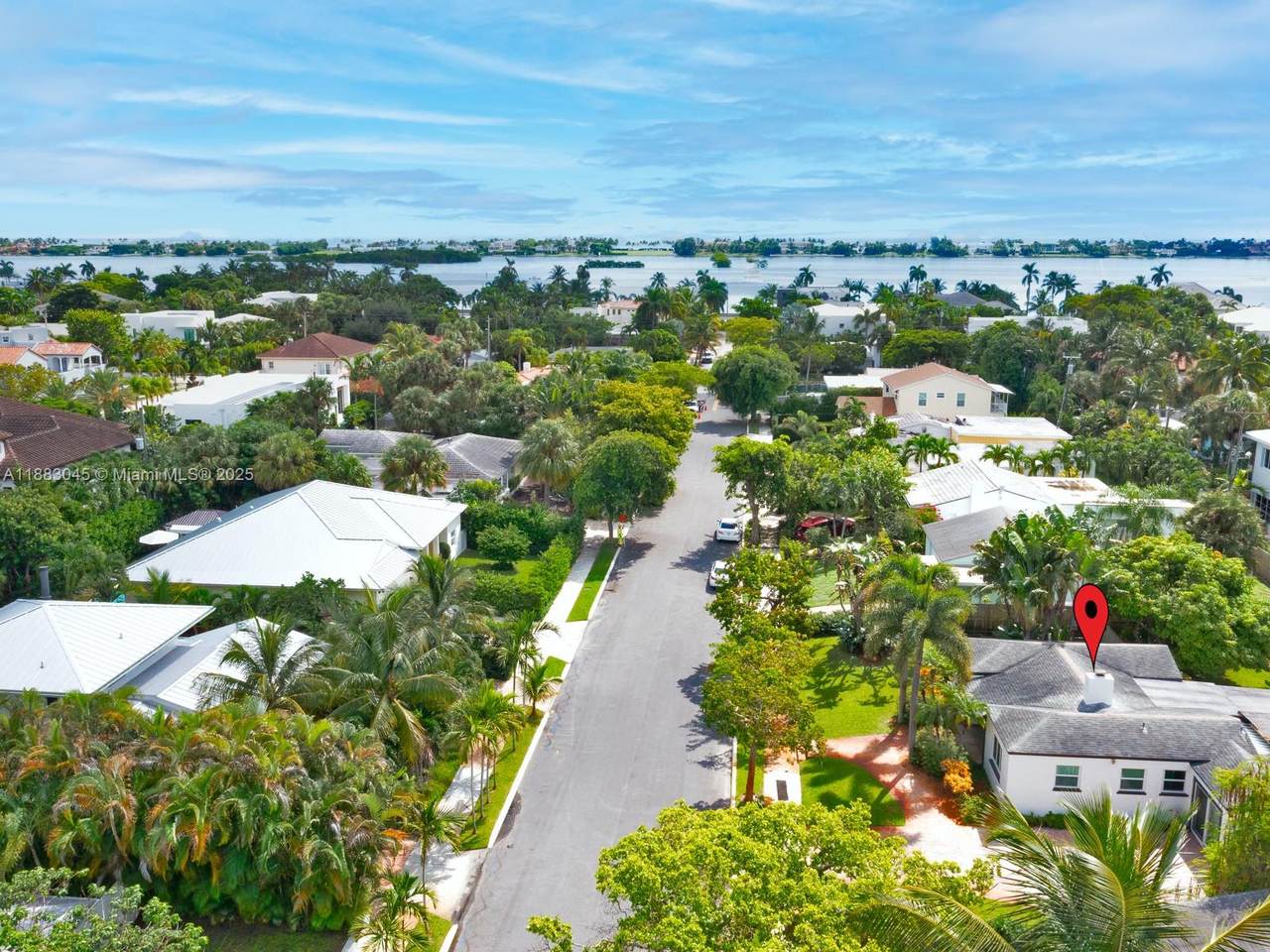 230 Beverly Rd - Photo 1