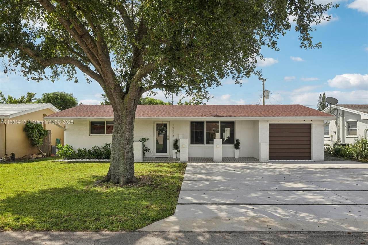 7952 Shalimar St - Photo 1