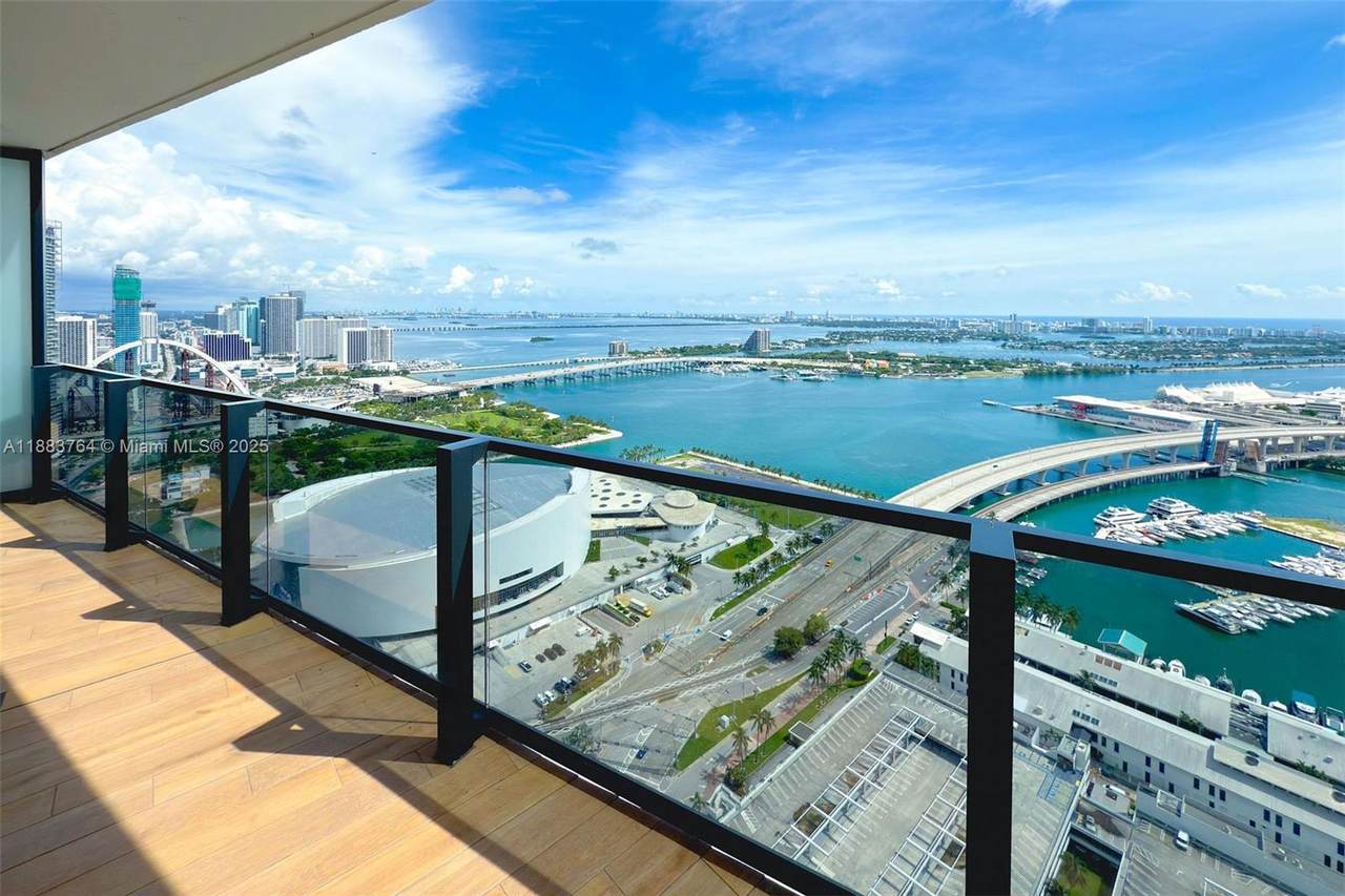 https://bt-photos.global.ssl.fastly.net/miami/1280_boomver_1_A11883764-2.jpg