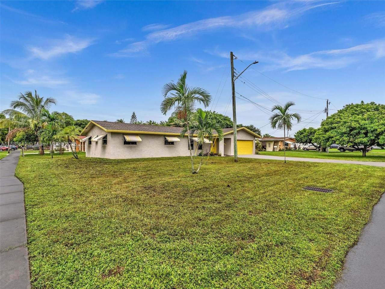 https://bt-photos.global.ssl.fastly.net/miami/1280_boomver_1_A11883819-2.jpg