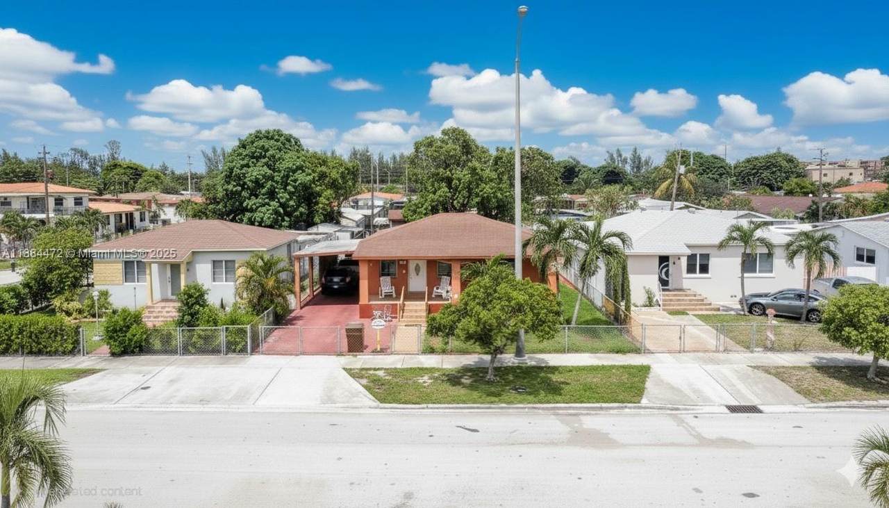 309 18th St - Photo 1