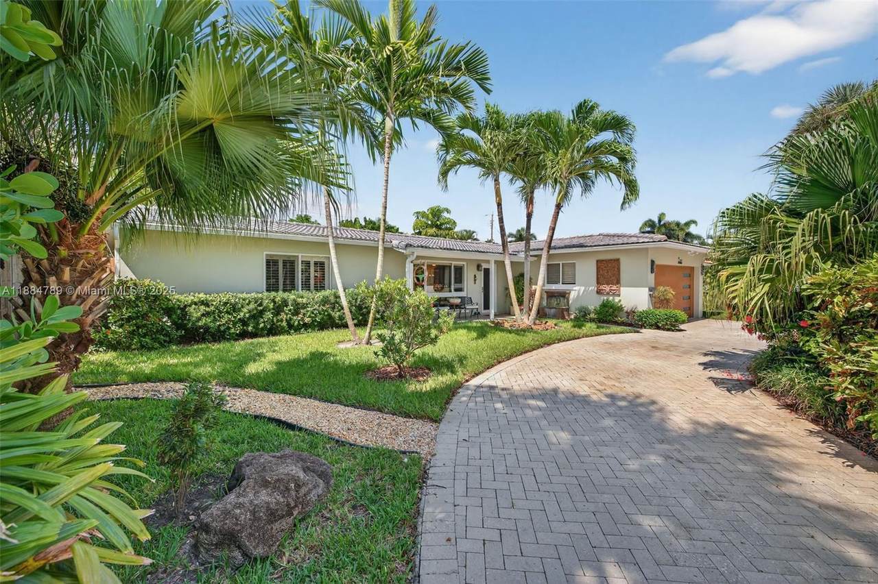 2833 10th Ave - Photo 1