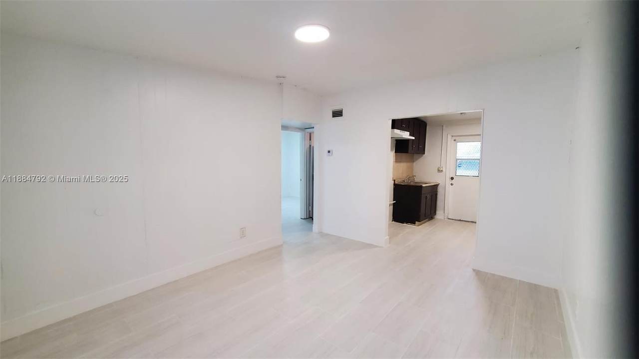 841 12th Ave - Photo 1