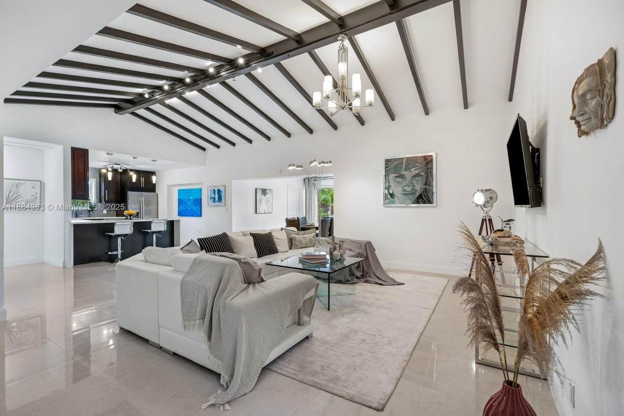 2830 56 Ct - Photo 1