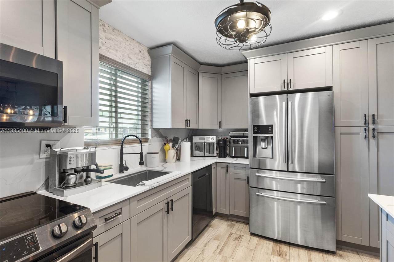 3510 87th Ave - Photo 1