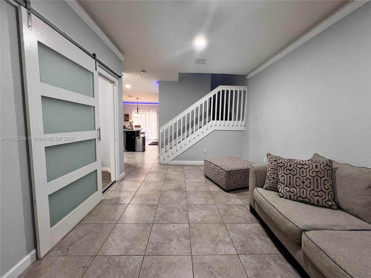 https://bt-photos.global.ssl.fastly.net/miami/1280_boomver_1_A11885599-2.jpg