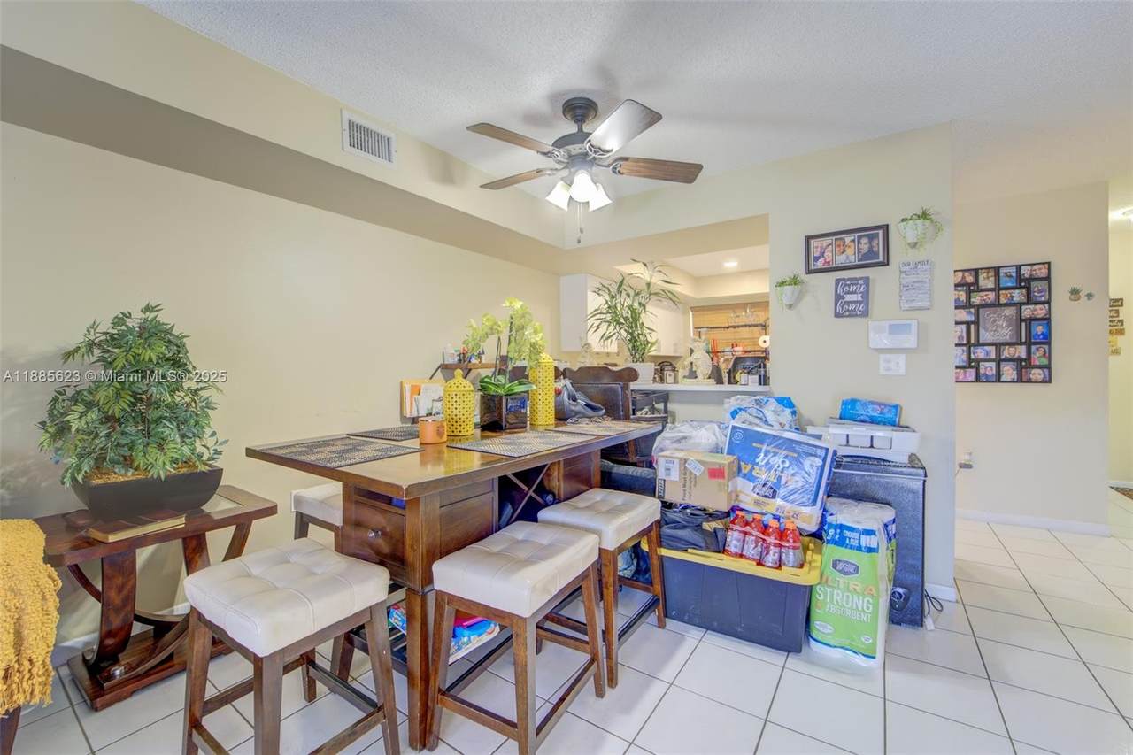 https://bt-photos.global.ssl.fastly.net/miami/1280_boomver_1_A11885623-2.jpg