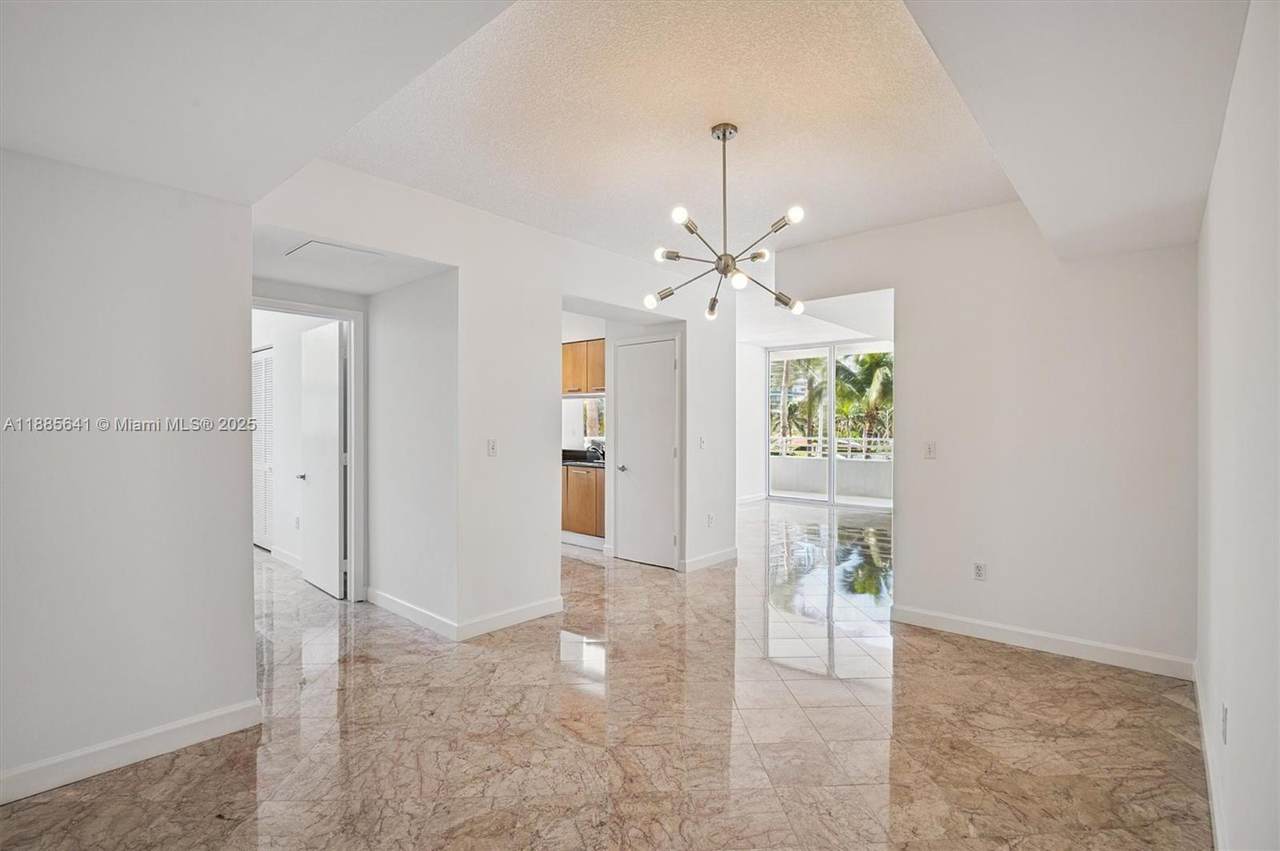 5970 Indian Creek Dr - Photo 1