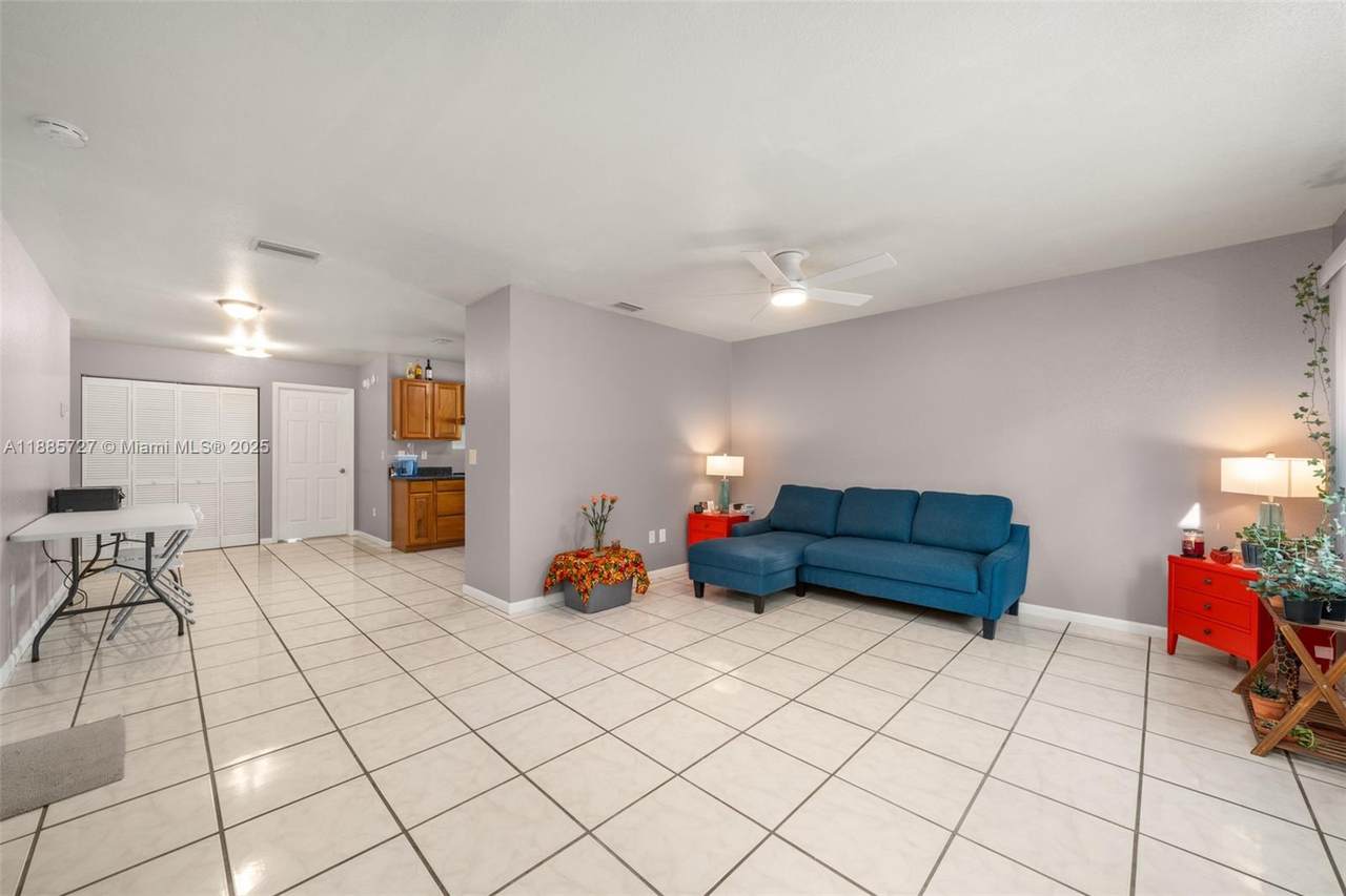 https://bt-photos.global.ssl.fastly.net/miami/1280_boomver_1_A11885727-2.jpg