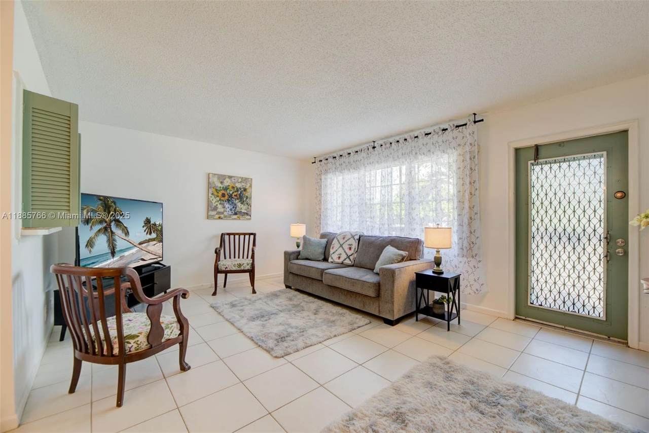 https://bt-photos.global.ssl.fastly.net/miami/1280_boomver_1_A11885766-2.jpg