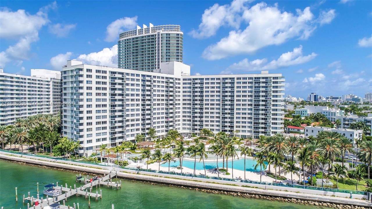 https://bt-photos.global.ssl.fastly.net/miami/1280_boomver_2_A11886005-2.jpg