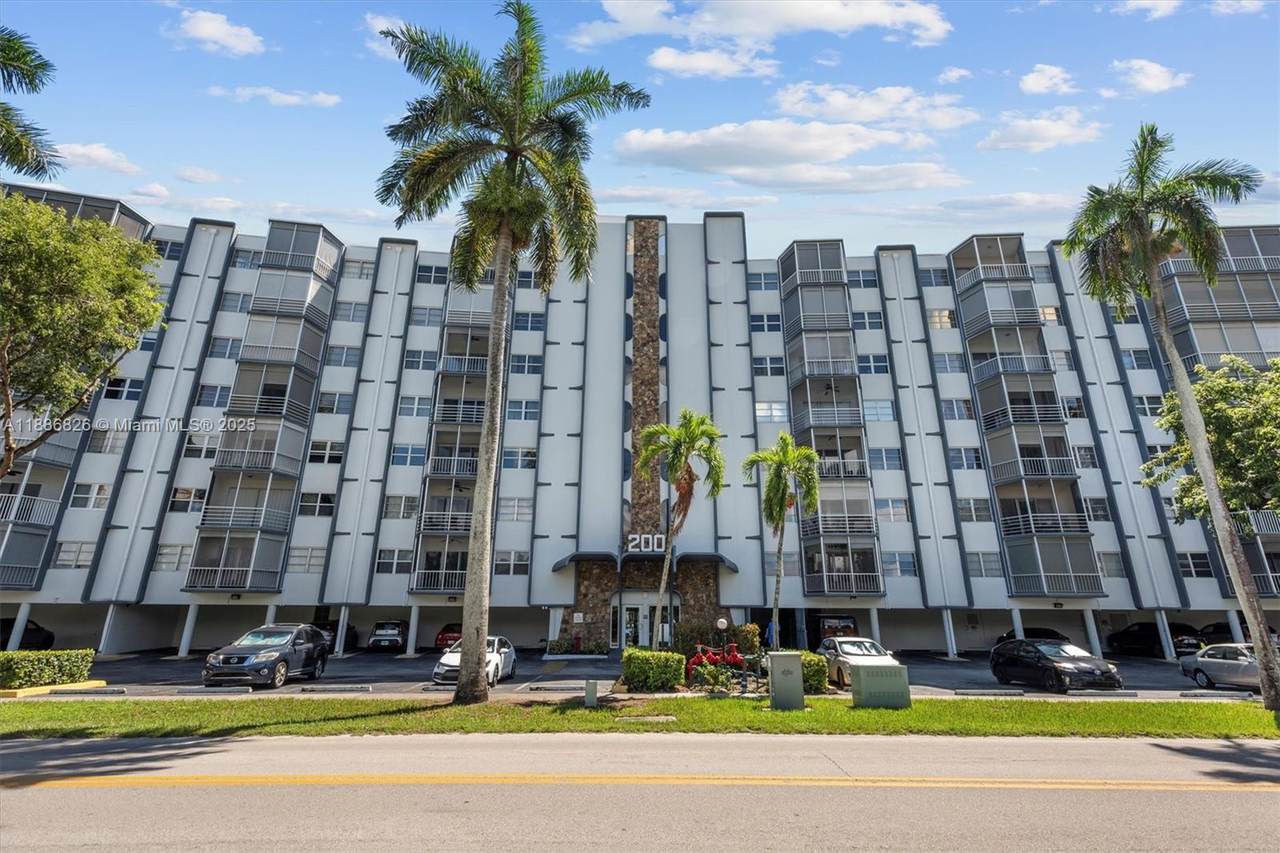https://bt-photos.global.ssl.fastly.net/miami/1280_boomver_1_A11886826-2.jpg