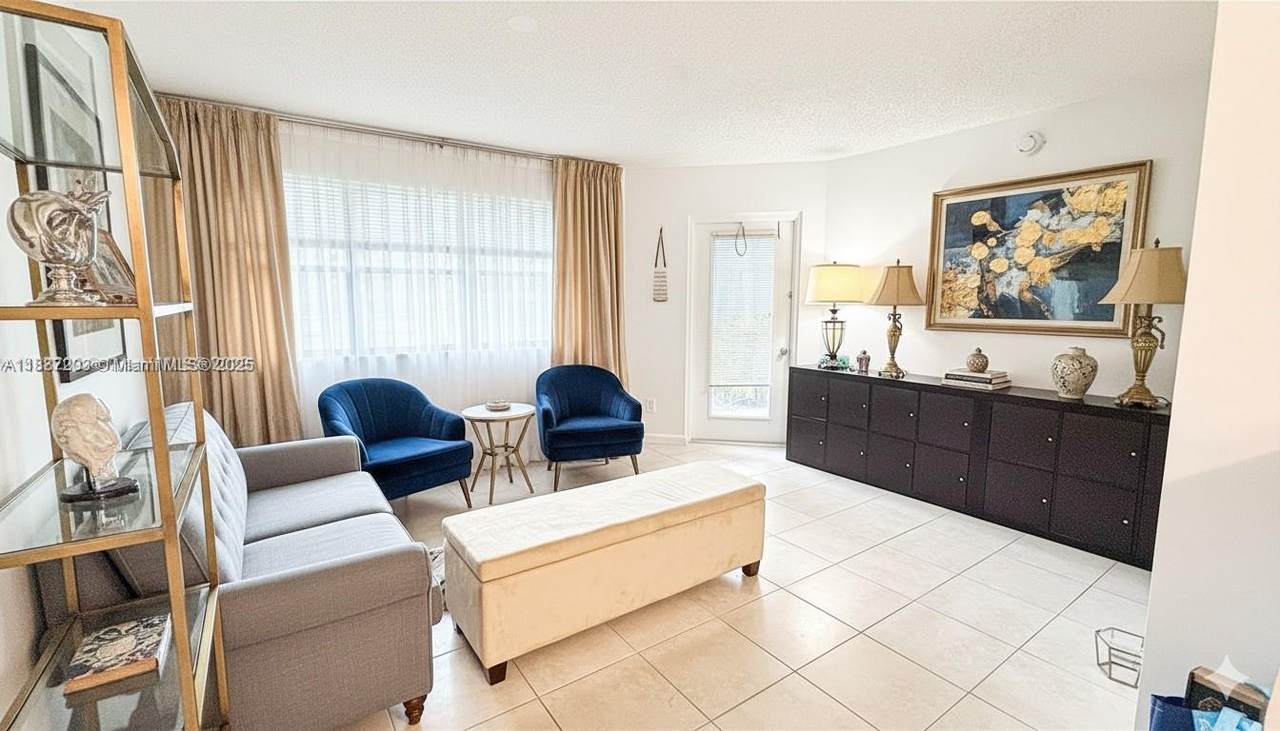 540 Park Rd - Photo 1
