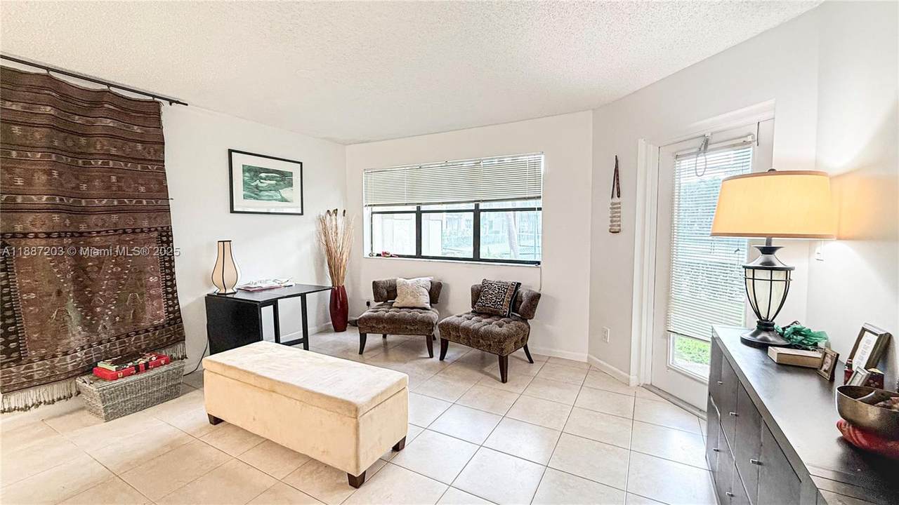 https://bt-photos.global.ssl.fastly.net/miami/1280_boomver_1_A11887203-2.jpg
