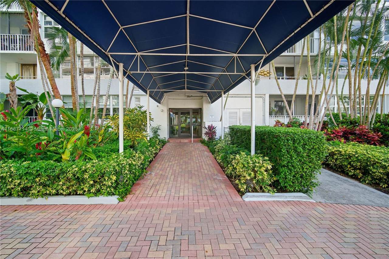 https://bt-photos.global.ssl.fastly.net/miami/1280_boomver_1_A11887714-2.jpg