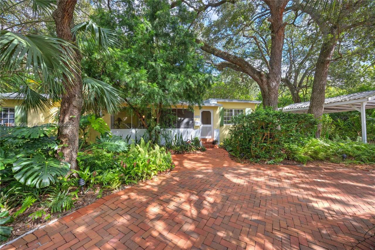 5925 51st St - Photo 1